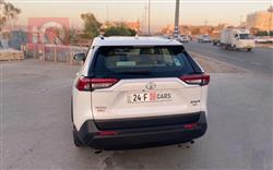 تۆیۆتا ڕاڤ 4